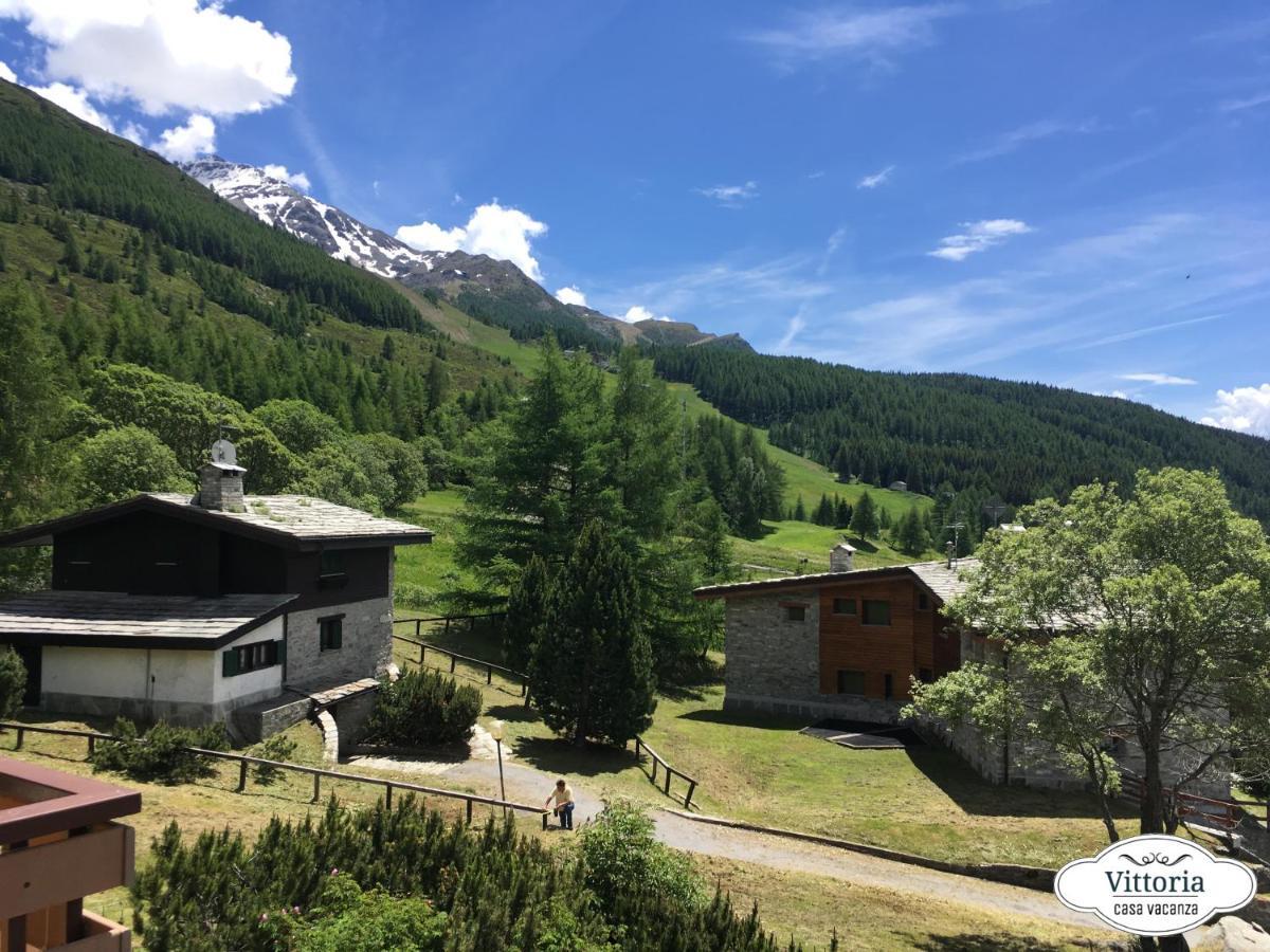 Vittoria Casa Vacanza Madesimo Bagian luar foto