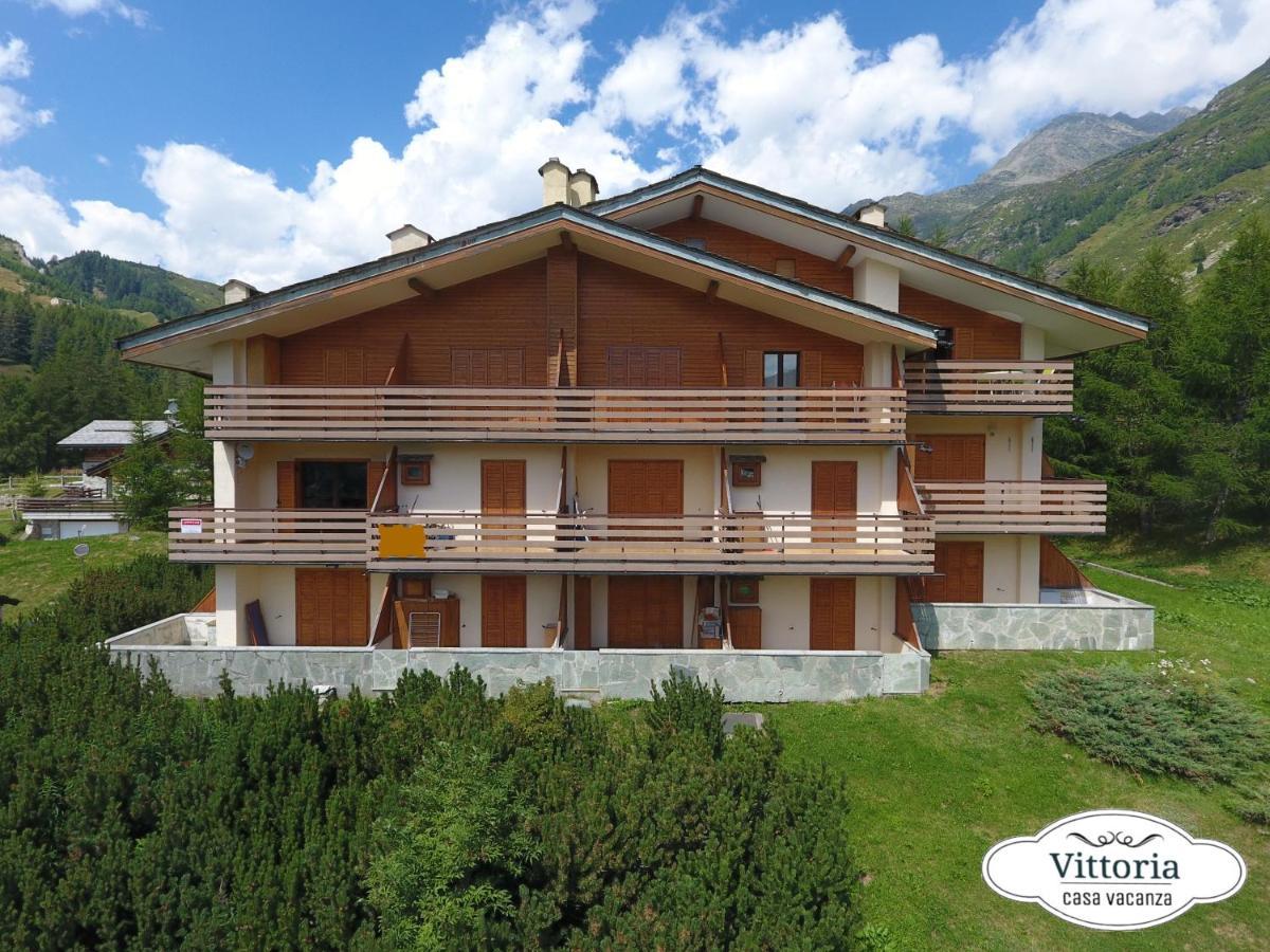 Vittoria Casa Vacanza Madesimo Bagian luar foto